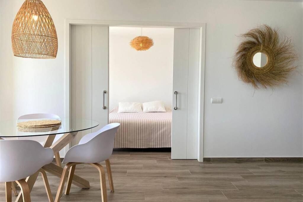Passeig Ii - In Center With Sea Views Appartement *